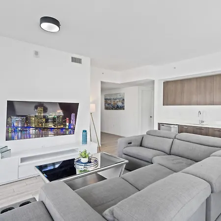 Amazing Location In The Heart Of Miami Apartment Exterior photo