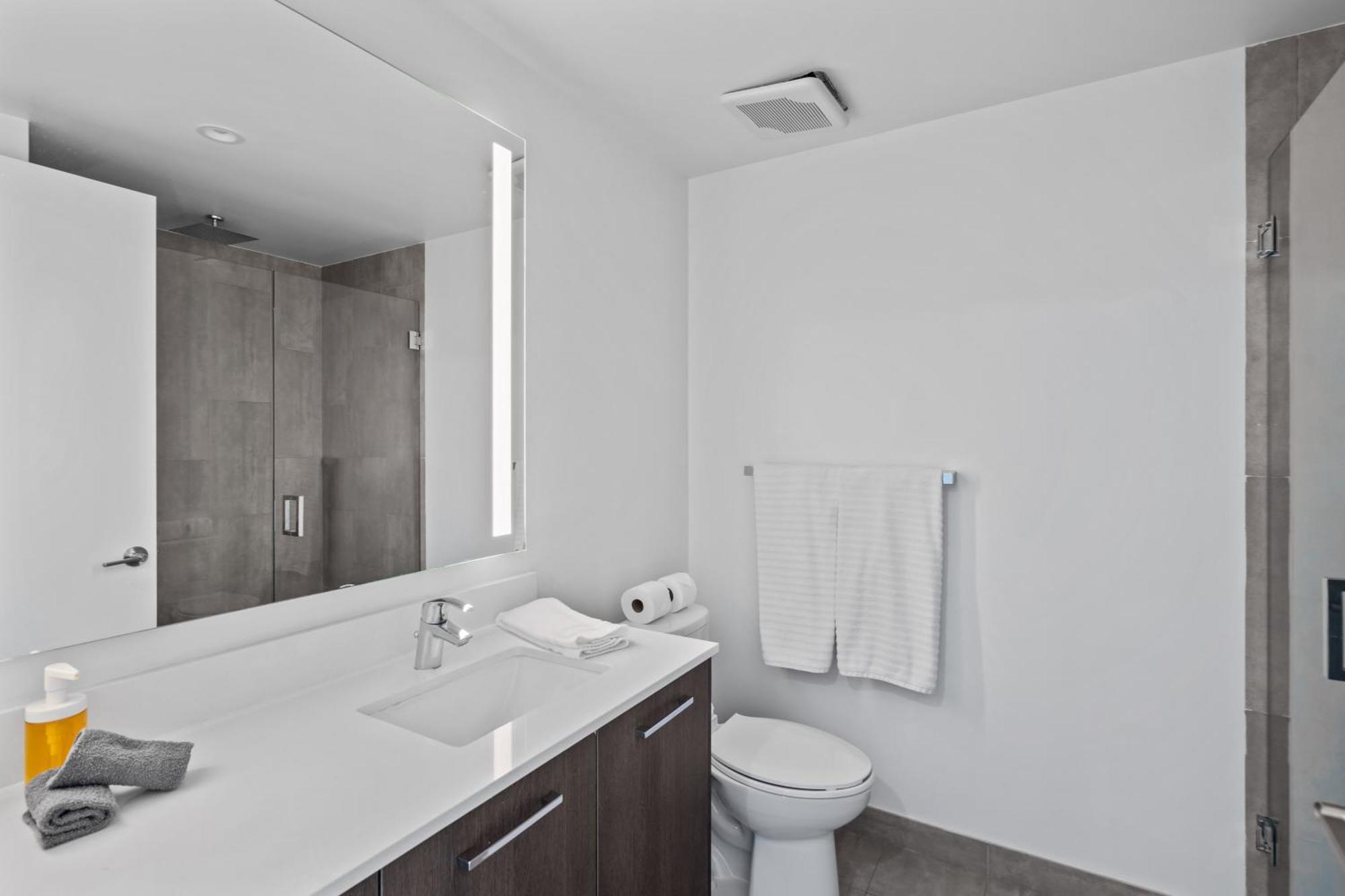 Amazing Location In The Heart Of Appartement *