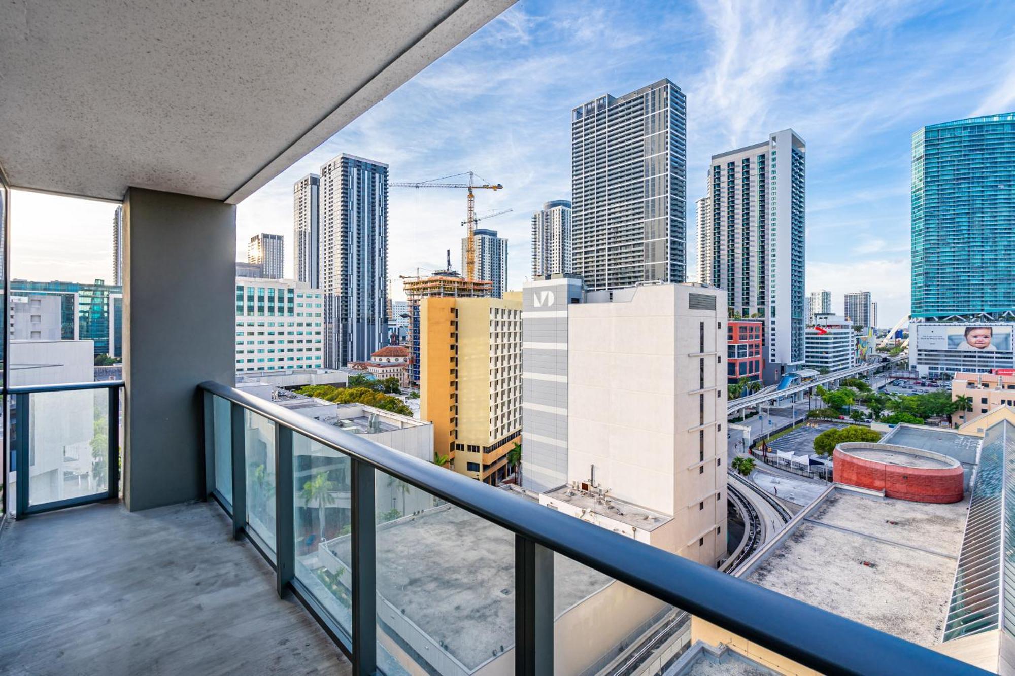 Amazing Location In The Heart Of Appartement *